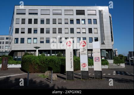 Aussenansicht der Agentur fuer Arbeit in Essen, Berliner Platz, Essen, 06.08.2024. *** Vue extérieure de l'agence pour l'emploi à Essen, Berliner Platz, Essen, 06 08 2024 Banque D'Images