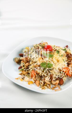 Biryani végétalien à base de riz basmati et de légumes Banque D'Images