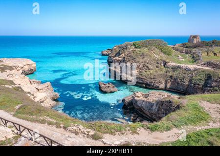 Le site archéologique de Roca Vecchia, dans les Pouilles, Salento, Italie. Banque D'Images