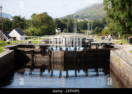 Escalier de Neptune un ensemble de huit écluses sur le canal calédonien, Banavie, Fort William, Écosse. Banque D'Images