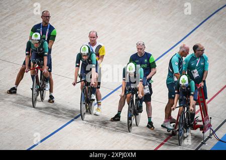 Le Bourget, France. 06 août 2024. Équipe d'Irlande sur la piste cyclable, Jeux Olympiques Paris 2024 le 6 août 2024 à Saint-Quentin-en-Yvelines au Bourget, France - photo Matthieu Mirville/DPPI Media/Panoramic Credit : DPPI Media/Alamy Live News Banque D'Images