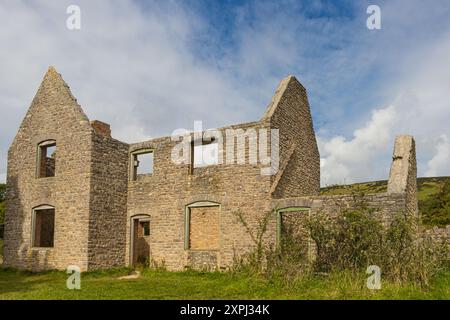 Tyneham Village sur l'île de Purbeck près de Lulworth, Dorset a été évacué en 1943 pour un usage militaire et a été déserté à ce jour Banque D'Images