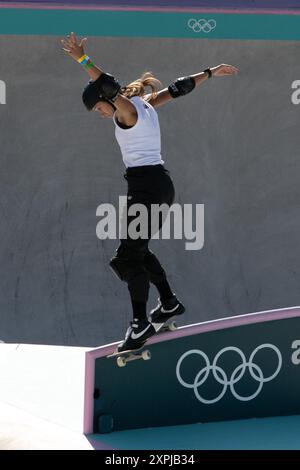 Paris, Ile de France, France. 6 août 2024. La skateboarder DORA VARELLA, Australie, lors de la finale du Skateboard Women's Park à la Concorde lors des Jeux olympiques d'été de 2024 à Paris, France. (Crédit image : © Angel Adams/ZUMA Press Wire) USAGE ÉDITORIAL SEULEMENT! Non destiné à UN USAGE commercial ! Banque D'Images