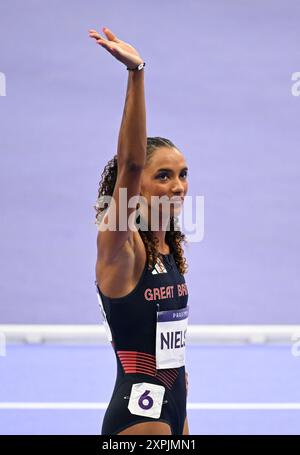 6 août 2024 ; Jeux Olympiques de Paris, Paris, France, jour 11; athlétisme, demi-finale féminine du 400 m haies, NIELSEN Lina de Grande-Bretagne avant la course Banque D'Images