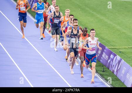 Jakob Ingebrigtsen (NOR), Timothy Cheruiyot (KEN), Josh Kerr (GBR), Athlétisme, finale du 1500m masculin&#39;s lors des Jeux Olympiques de Paris 2024 le 6 août 2024 au stade de France à Saint-Denis près de Paris Banque D'Images