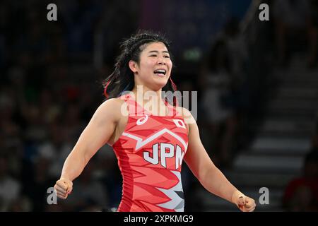 OZAKI Nonoka Japan (JPN), OBORUDUDU Blessing (NIR), match féminin de la médaille de bronze de la lutte Freesyle 68kg au champ-de-mars Arena, lors des Jeux Olympiques de Paris 2024, 6 août 2024, Paris, France. Crédit : Enrico Calderoni/AFLO SPORT/Alamy Live News Banque D'Images