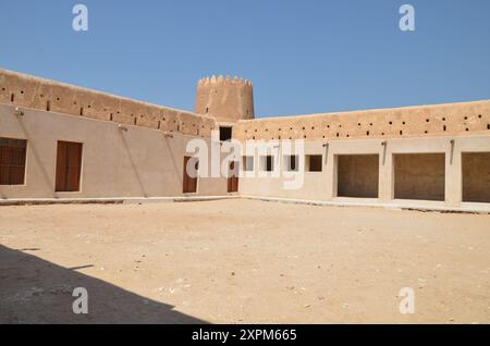 Vue interne du fort historique d'Al Zubarah au Qatar Banque D'Images