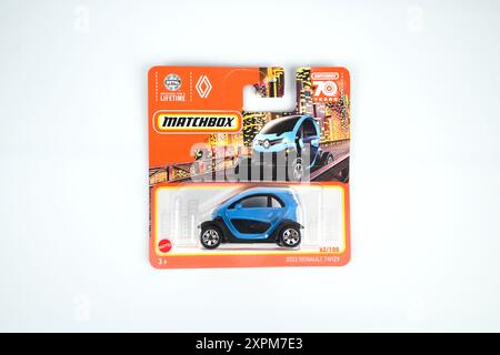 Matchbox 2022 modèle de voiture jouet Renault Twizy dans un emballage en boîte – pays de Galles, Royaume-Uni – 02 août 2024 Banque D'Images