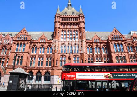 Londres, Angleterre - 18 mai 2024 : vue aux bâtiments de Londres sur l'Angleterre Banque D'Images