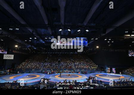 Vue générale, lutte, lors des Jeux Olympiques de Paris 2024 le 6 août 2024 au champ-de-mars Arena à Paris, France Banque D'Images