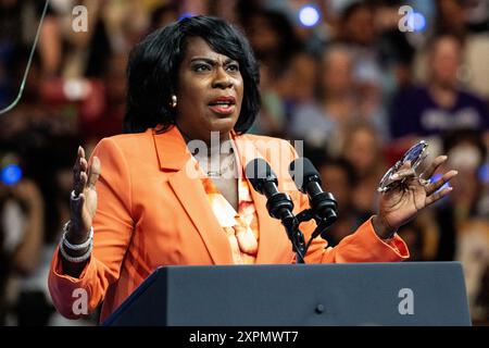 Philadelphie, États-Unis. 06 août 2024. Cherelle Parker, maire de Philadelphie, s'exprimant lors d'un événement de campagne Harris/Walz au Liacouras Center de l'Université Temple de Philadelphie. Crédit : SOPA images Limited/Alamy Live News Banque D'Images