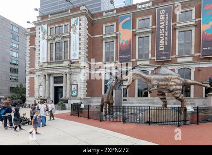 PHILADELPHIE, PENNSYLVANIE - 30 SEPTEMBRE 2019 : Académie des sciences naturelles de Philadelphie. Dinosaures autour du monde . Musée des dinosaures. Pennsy Banque D'Images