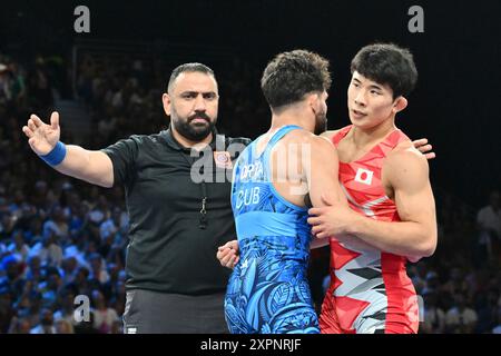 SOGABE Kyotaro Japan (JPN) vs Luis Alberto ORTA SANCHEZ (CUB), Mgr 67kg 1/8 Wrestling au champ-de-mars Arena, lors des Jeux Olympiques de Paris 2024, 07 août 2024, Paris, France. Crédit : Enrico Calderoni/AFLO SPORT/Alamy Live News Banque D'Images