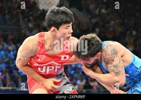 SOGABE Kyotaro Japan (JPN) vs Luis Alberto ORTA SANCHEZ (CUB), Mgr 67kg 1/8 Wrestling au champ-de-mars Arena, lors des Jeux Olympiques de Paris 2024, 07 août 2024, Paris, France. Crédit : Enrico Calderoni/AFLO SPORT/Alamy Live News Banque D'Images