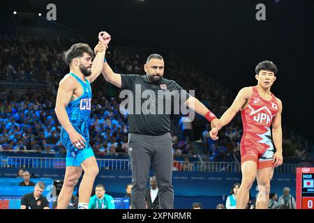 SOGABE Kyotaro Japan (JPN) vs Luis Alberto ORTA SANCHEZ (CUB), Mgr 67kg 1/8 Wrestling au champ-de-mars Arena, lors des Jeux Olympiques de Paris 2024, 07 août 2024, Paris, France. Crédit : Enrico Calderoni/AFLO SPORT/Alamy Live News Banque D'Images