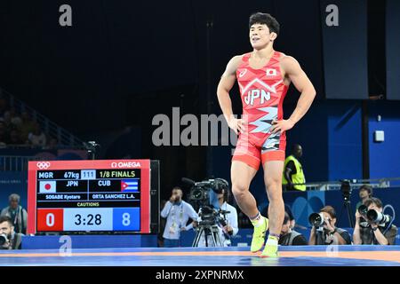 SOGABE Kyotaro Japan (JPN) vs Luis Alberto ORTA SANCHEZ (CUB), Mgr 67kg 1/8 Wrestling au champ-de-mars Arena, lors des Jeux Olympiques de Paris 2024, 07 août 2024, Paris, France. Crédit : Enrico Calderoni/AFLO SPORT/Alamy Live News Banque D'Images