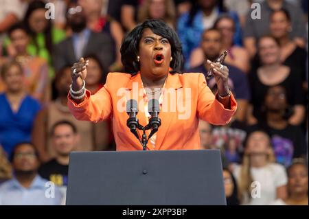 Philadelphie, États-Unis. 06 août 2024. Cherelle Parker, maire de Philadelphie, s'exprime lors du premier rassemblement de campagne du candidat démocrate à la présidence Kamala Harris avec le gouverneur Tim Walz du Minnesota au Liacouras Center de l'Université Temple. (Photo de Ron Adar/SOPA images/SIPA USA) crédit : SIPA USA/Alamy Live News Banque D'Images