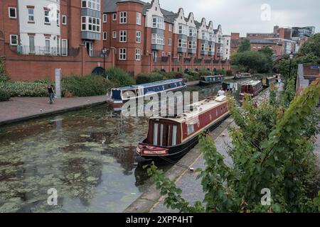 Madrid, Espagne. 07 août 2024. Vue du Gas Street Basin de Birmingham, un réseau de canaux construit en 1773 pour un usage industriel, à Birmingham, le 7 août 2024, Royaume-Uni crédit : Sipa USA/Alamy Live News Banque D'Images