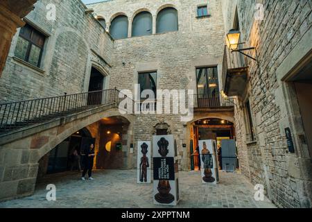 Barcelone, Espagne. 2 mai 2024. Entrée du Musée Picasso. Photo de haute qualité Banque D'Images