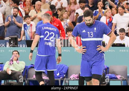 Luka Karabatic (22 ans) et Nikola Karabatic (13 ans) ont quitté l'arrière lors du match de quart de finale masculin entre l'équipe d'Allemagne et l'équipe de France le 12e jour des Jeux Olympiques d'été de Paris 2024 au stade Pierre Mauroy le 07 août 2024 à Lille, France. Photo de Laurent Zabulon/ABACAPRESS. COM Banque D'Images