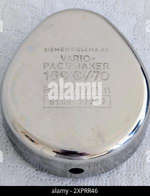 Vieux stimulateur Siemens Elema Vario 169C 70/min Banque D'Images