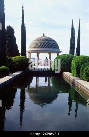 Pavilion et point de vue, La Concepción jardin historique. Málaga, Andalousie, espagne. Banque D'Images