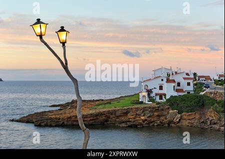 Platges de Fornells, station balnéaire, Minorque, Iles Baléares, Espagne, Europe. Banque D'Images