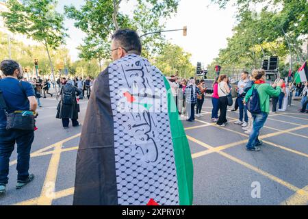 barcelone, espagne - 7 mai 2024 : participation à une manifestation pacifique pour défendre la Palestine. Photo de haute qualité Banque D'Images