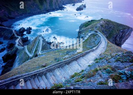 Gaztelugatxe, Sancti Johannis de Castiello (San Juan del Castillo), XIe siècle, Vizcaya, pays Basque, Espagne. Banque D'Images