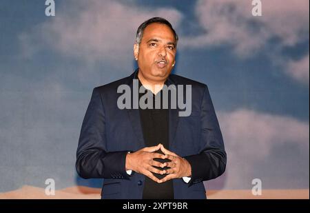 Mumbai, Inde. 07 août 2024. Shailesh Chandra, directeur général, Tata Passenger Vehicles Limited et Tata Passenger Electric Mobility Limited, prononce une allocution lors du lancement du coupé SUV électrique Tata Curvv. Crédit : SOPA images Limited/Alamy Live News Banque D'Images