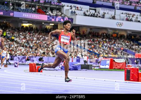 Paris, France. 07 août 2024. PARIS, FRANCE - 7 AOÛT : Marileidy Paulino de la République Dominicaine en compétition dans la demi-finale du 400m féminin pendant le jour 12 de Athlétisme - Jeux Olympiques Paris 2024 au stade de France le 7 août 2024 à Paris, France. (Photo par Andy Astfalck/BSR Agency) crédit : BSR Agency/Alamy Live News Banque D'Images