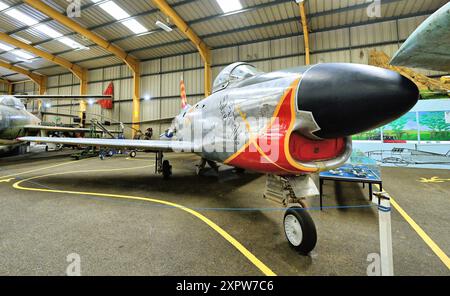 NESLAM Aero Museum Sunderland affichage statique avion USAF North American F-86D Sabre le nez a été modifié pour le radar APG-36 Banque D'Images