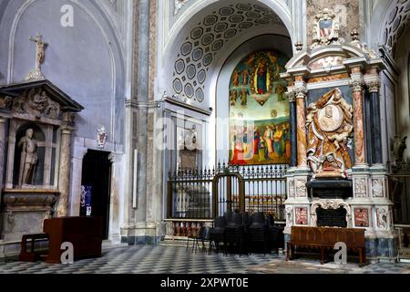 La chapelle royale du Trésor de Saint Januarius dans la cathédrale de Naples en Italie Banque D'Images