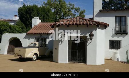 Beverly Hills, Californie, États-Unis 7 août 2024 acteur Ernest Borgnine et actrice/chanteuse Ethel Merman ancienne maison/maison au 1720 Chevy Chase Drive à Beverly Hills, Californie, États-Unis. Photo de Barry King/Alamy Stock photo Banque D'Images