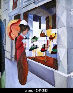 Milliner's Shop / Frau mit Sonnenschirm vor Hutladen (1914) du peintre allemand August Macke (1887-1914). Banque D'Images