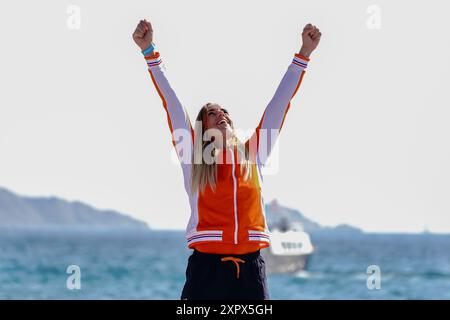 Marseille, France. 07 août 2024. Marit BOUWMEESTER (pays-Bas) Médaille d'or, voile, dinghy féminin lors des Jeux Olympiques de Paris 2024 le 7 août 2024 à Marseille Marina, France - photo Norbert Scanella/Panoramic/DPPI Media Credit : DPPI Media/Alamy Live News Banque D'Images