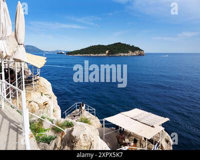 Vue sur l'île de Lokrum depuis Buza Dubrovnik Dalmatie Croatie Banque D'Images
