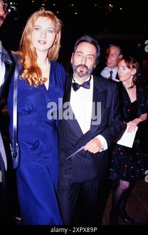 Schauspielerin Veronica Ferres mit Partner, Regisseur Helmut Dietl, BEI einer Veranstaltung, vers 1995. Banque D'Images