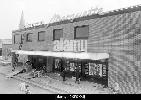 Théâtre Extra Marquette, extérieur, 12-12-1968, Whizgle Dutch News : images historiques sur mesure pour l'avenir. Explorez le passé néerlandais avec des perspectives modernes grâce à des images d'agences néerlandaises. Concilier les événements d'hier avec les perspectives de demain. Embarquez pour un voyage intemporel avec des histoires qui façonnent notre avenir. Banque D'Images