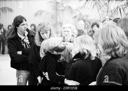 Départ des soldats de la FINUL au Liban, départ, 10-03-1979, Whizgle Dutch News : images historiques sur mesure pour l'avenir. Explorez le passé néerlandais avec des perspectives modernes grâce à des images d'agences néerlandaises. Concilier les événements d'hier avec les perspectives de demain. Embarquez pour un voyage intemporel avec des histoires qui façonnent notre avenir. Banque D'Images