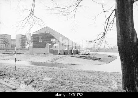 Ferme animalière Beverwijk, Exterior, Beverwijk, Heemskerkerweg, pays-Bas, 23-11-1970, Whizgle Dutch News : des images historiques sur mesure pour l'avenir. Explorez le passé néerlandais avec des perspectives modernes grâce à des images d'agences néerlandaises. Concilier les événements d'hier avec les perspectives de demain. Embarquez pour un voyage intemporel avec des histoires qui façonnent notre avenir. Banque D'Images