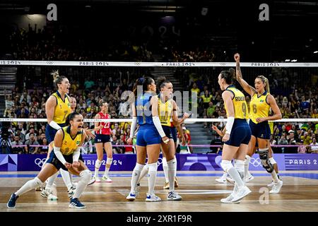 Paris, France. 08 août 2024. Lors de la demi-finale de volleyball féminin entre le Brésil et les États-Unis aux Jeux Olympiques de Paris 2024 à la South Paris Arena à Paris, France. (Richard Callis/SPP) crédit : photo de presse sportive SPP. /Alamy Live News Banque D'Images