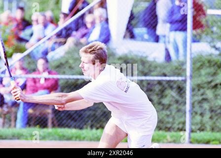 Finale masculine, Masters de tennis, 27-08-1994, Whizgle Dutch News : des images historiques sur mesure pour l'avenir. Explorez le passé néerlandais avec des perspectives modernes grâce à des images d'agences néerlandaises. Concilier les événements d'hier avec les perspectives de demain. Embarquez pour un voyage intemporel avec des histoires qui façonnent notre avenir. Banque D'Images