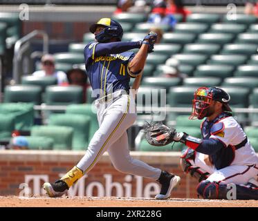 Atlanta, États-Unis. 08 août 2024. Milwaukee Brewers a quitté le terrain Jackson Chourio pour son deuxième coup de circuit contre les Braves d'Atlanta à Truist Park le jeudi 8 août 2024 à Atlanta, en Géorgie. Photo de Mike Zarrilli/UPI crédit : UPI/Alamy Live News Banque D'Images