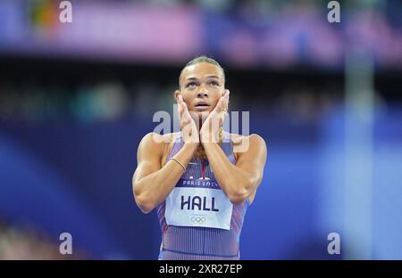 08 août 2024 : Anna Hall (États-Unis d'Amérique) participe au 200m de l'heptathlon féminin le jour 13 des Jeux Olympiques au stade de France, Paris, France. Ulrik Pedersen/CSM. Banque D'Images