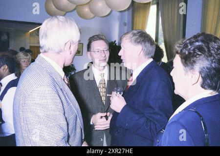 Réception Koppen et Jager, 02-10-1996, Whizgle Dutch News : des images historiques sur mesure pour l'avenir. Explorez le passé néerlandais avec des perspectives modernes grâce à des images d'agences néerlandaises. Concilier les événements d'hier avec les perspectives de demain. Embarquez pour un voyage intemporel avec des histoires qui façonnent notre avenir. Banque D'Images