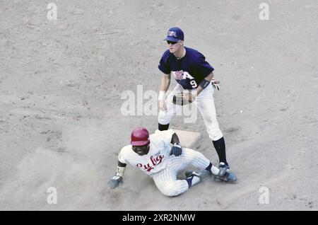 Final Cuba - USA, 12-08-2000, Whizgle Dutch News : des images historiques sur mesure pour l'avenir. Explorez le passé néerlandais avec des perspectives modernes grâce à des images d'agences néerlandaises. Concilier les événements d'hier avec les perspectives de demain. Embarquez pour un voyage intemporel avec des histoires qui façonnent notre avenir. Banque D'Images