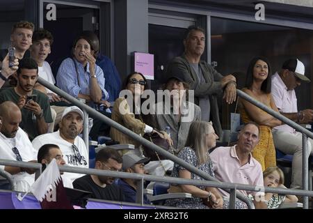 Mick Jagger et Melanie Hamrick, Marchand Leon, Marchand Oscar, lors des Jeux Olympiques de Paris 2024 le 8 août 2024 à l’Etat de France à Saint Denis Banque D'Images