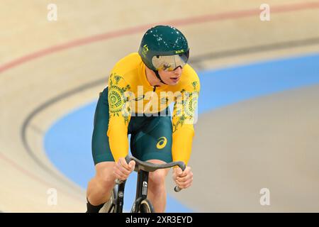 Matthew Richardson ( AUS ), piste cyclable, Sprint masculin&#39;s, quarts de finale aux Jeux Olympiques de Paris 2024 le 8 août 2024 au Vélodrome National de Saint-Quentin-en-Yvelines, France Banque D'Images