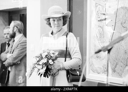 Ouverture de la station de pompage à mi-chemin par SAR la Princesse Beatrix, réceptions royales et visites royales, ouverture, ouvertures, mise en service, station de pompage à vapeur et station de pompage à vapeur, 23-11-1977, Whizgle Dutch News : images historiques adaptées pour l'avenir. Explorez le passé néerlandais avec des perspectives modernes grâce à des images d'agences néerlandaises. Concilier les événements d'hier avec les perspectives de demain. Embarquez pour un voyage intemporel avec des histoires qui façonnent notre avenir. Banque D'Images
